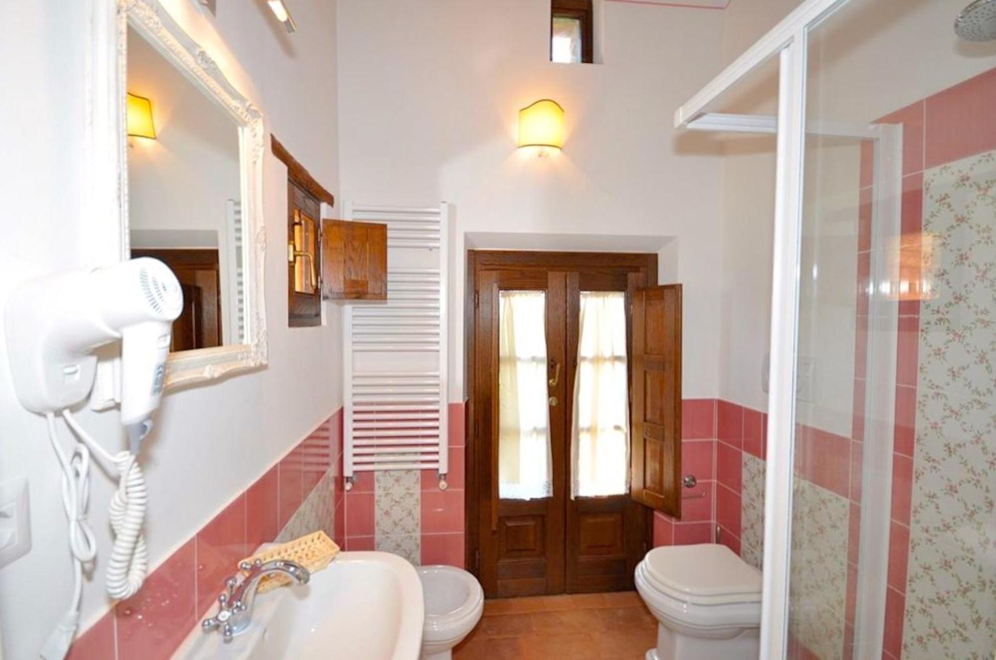Romina By Posarellivillas Valiano Room photo