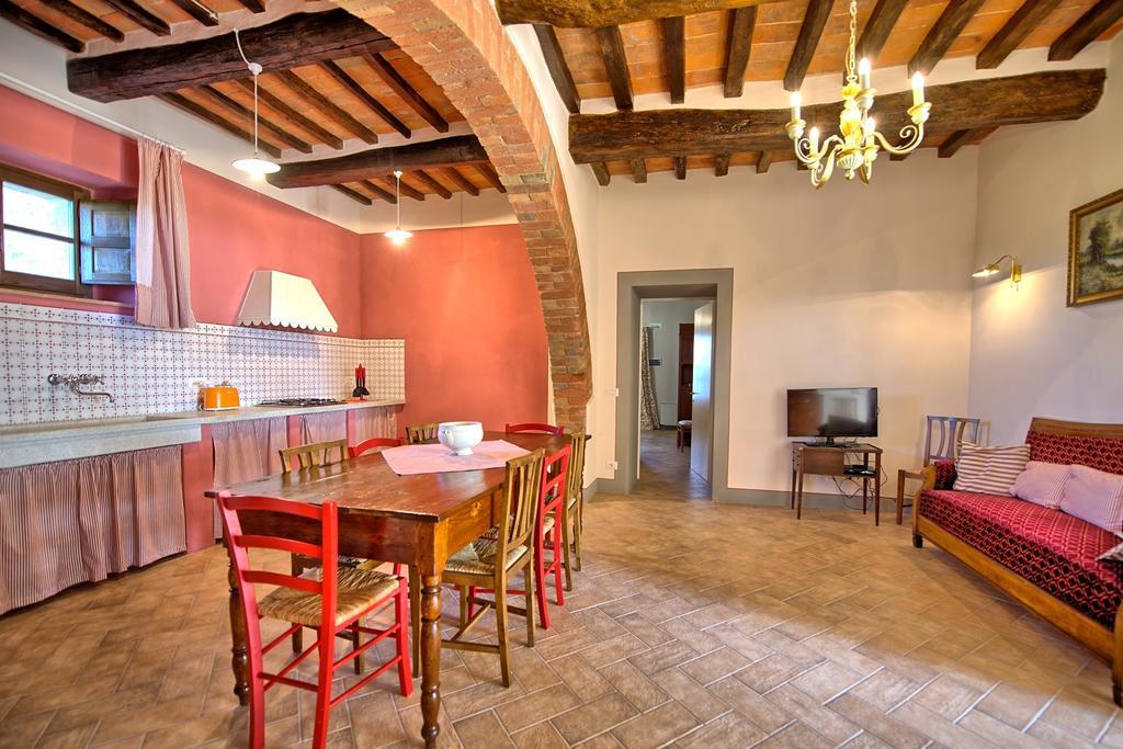 Romina By Posarellivillas Valiano Room photo