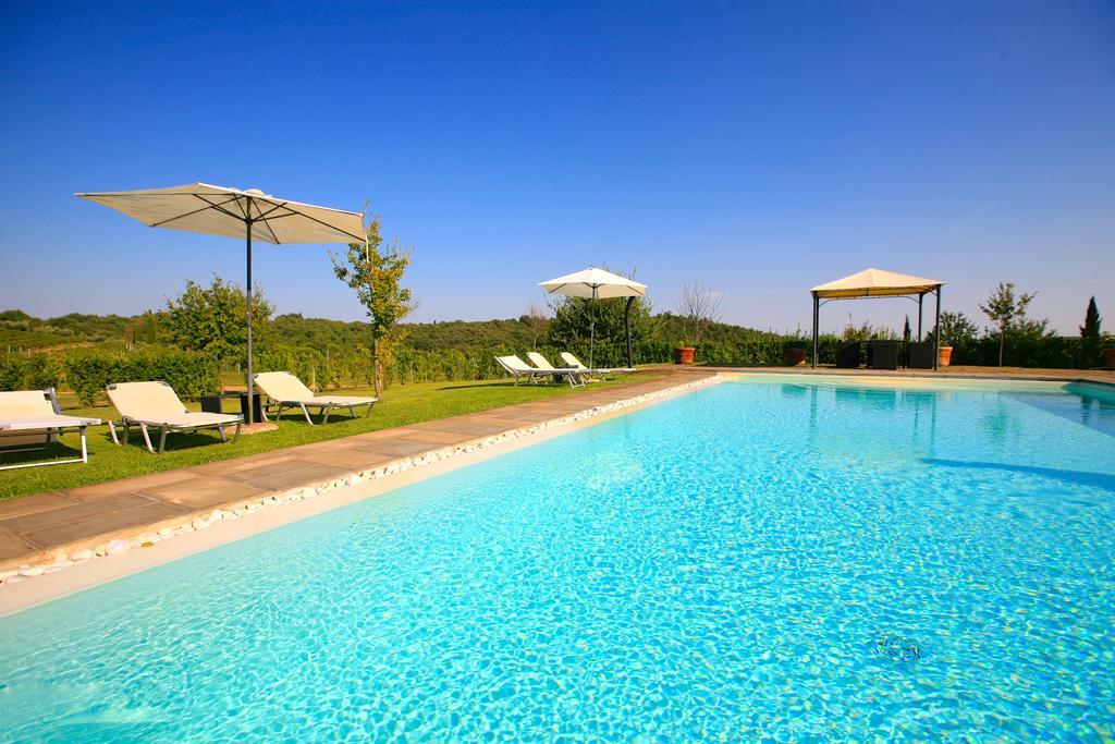 Romina By Posarellivillas Valiano Exterior photo